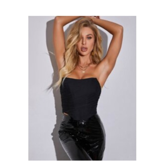 Black corset top - Picture 1 of 3